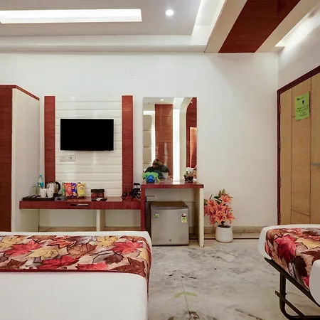 The Hindustan International - Traveller'S Choice Award 2025 Best Of Best Winning Hotel New Delhi Exterior photo