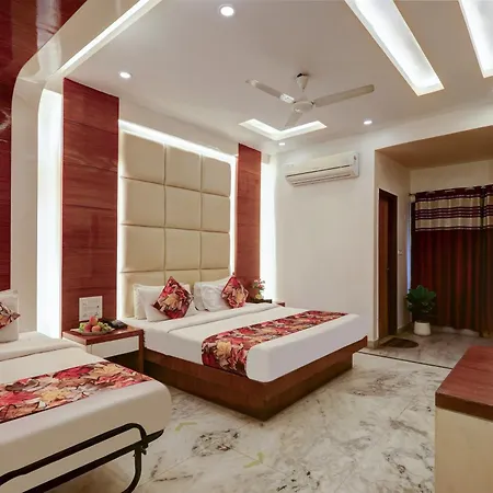 The Hindustan International - Traveller'S Choice Award 2025 Best Of Best Winning Hotel New Delhi Exterior photo