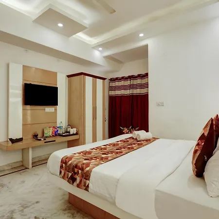 The Hindustan International - Traveller'S Choice Award 2025 Best Of Best Winning Hotel New Delhi Exterior photo