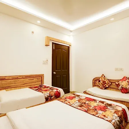The Hindustan International - Traveller'S Choice Award 2025 Best Of Best Winning Hotel New Delhi Exterior photo