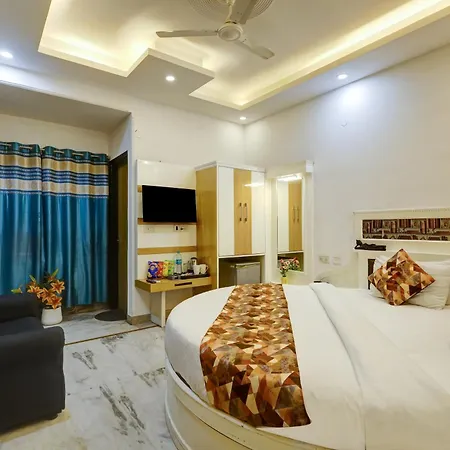 The Hindustan International - Traveller'S Choice Award 2025 Best Of Best Winning Hotel New Delhi Exterior photo