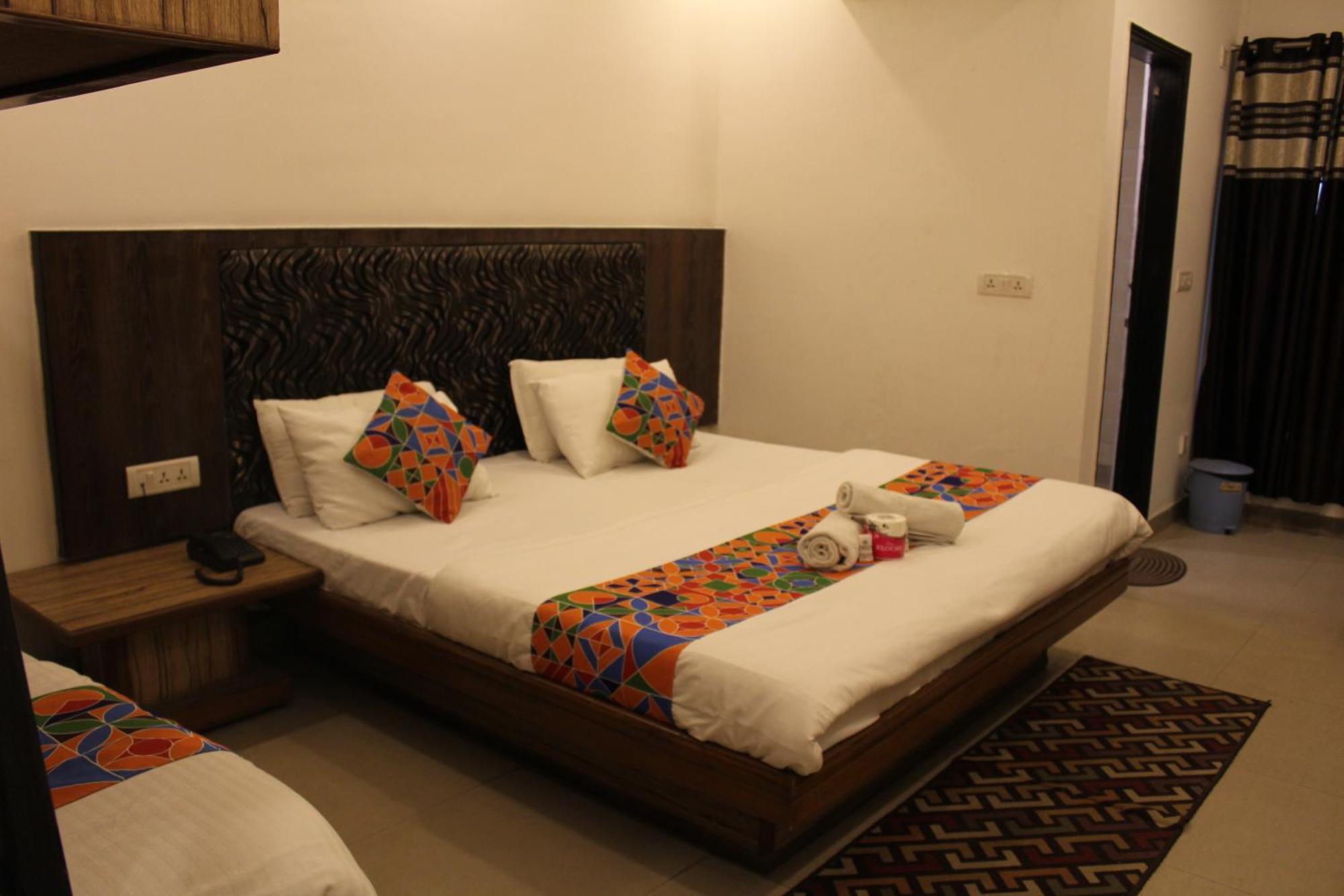 Hotel The Hindustan International - Traveller's Choice Award 2025 Of Winning