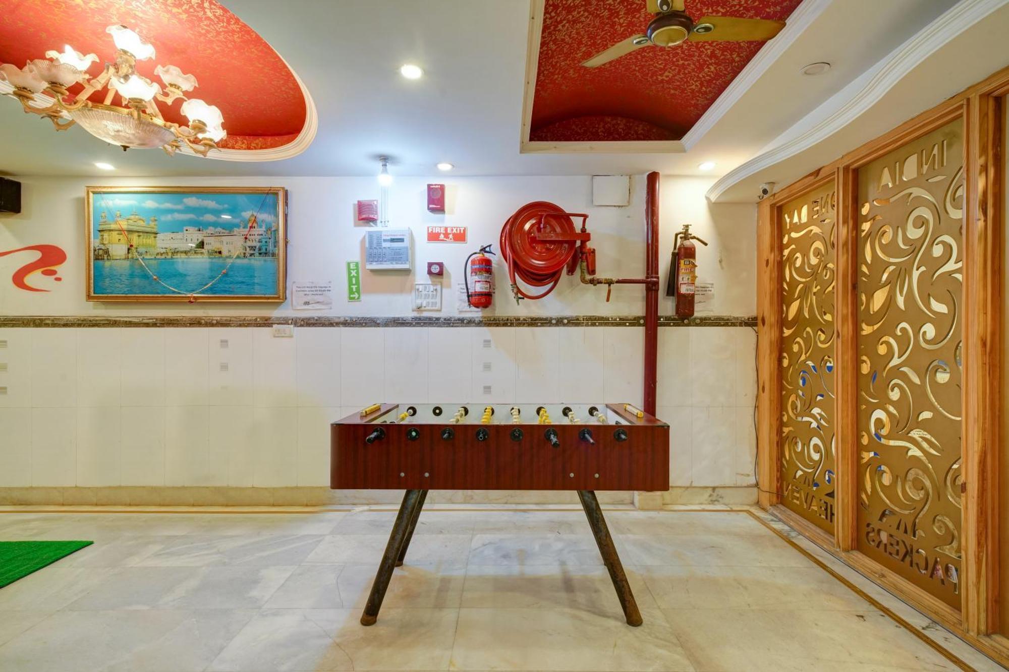 Hotel The Hindustan International - Traveller's Choice Award 2025 Of Winning New Delhi