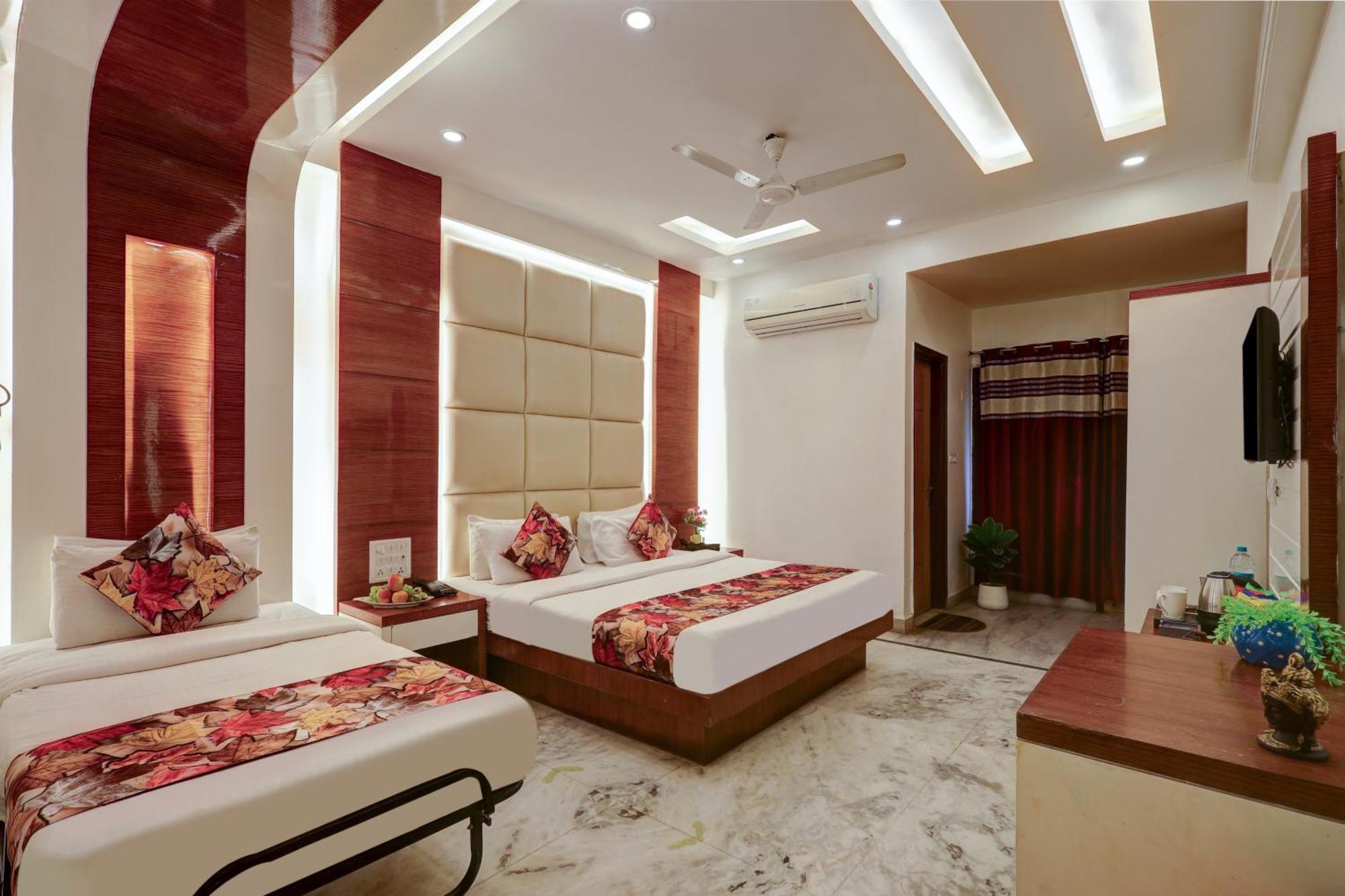 The Hindustan International - Traveller's Choice Award 2025 Of Winning Hotel 4*