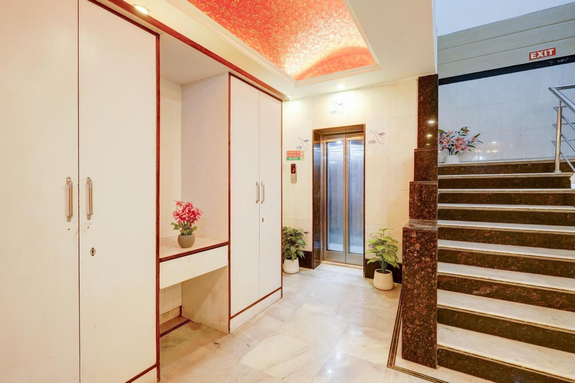 Hotel The Hindustan International - Traveller's Choice Award 2025 Of Winning 4*