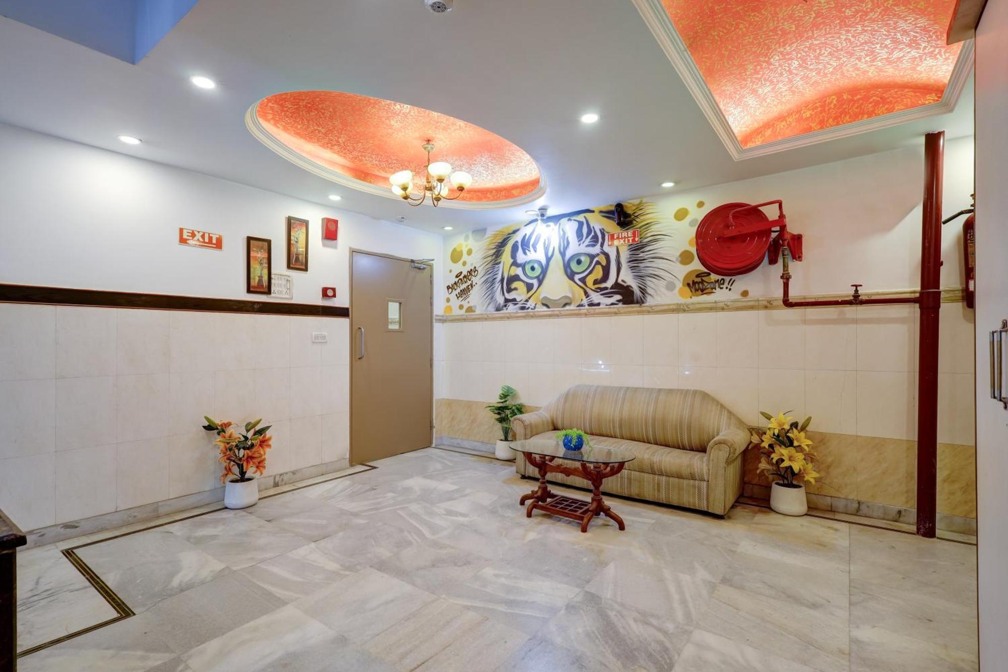 The Hindustan International - Traveller's Choice Award 2025 Of Winning 4* New Delhi